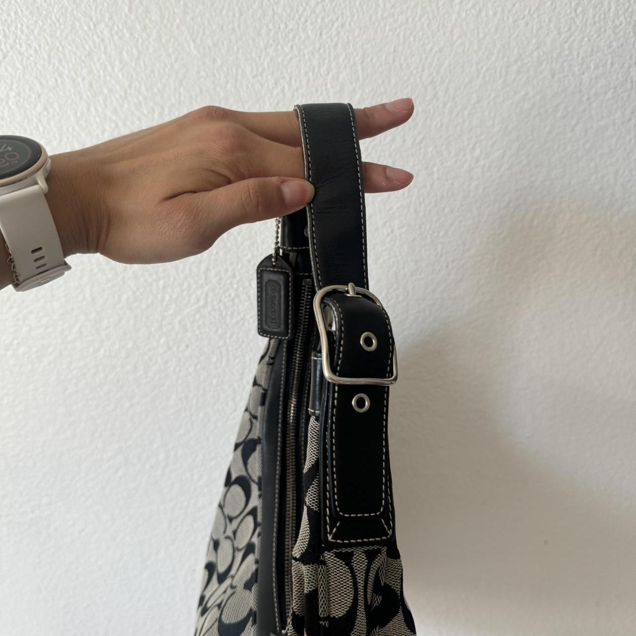 Coach Bag 21 (15$ deposit for stacy)