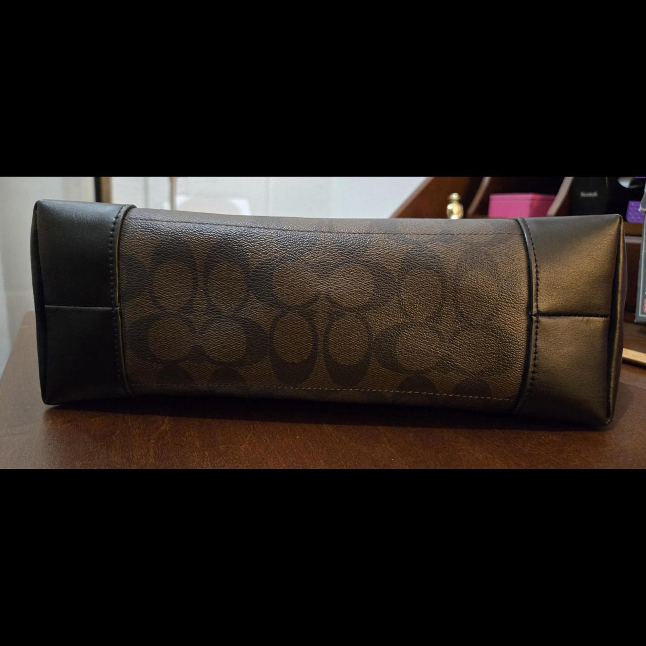 Coach Bag 64