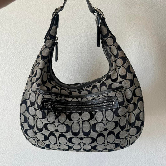Coach Bag 21 (15$ deposit for stacy)