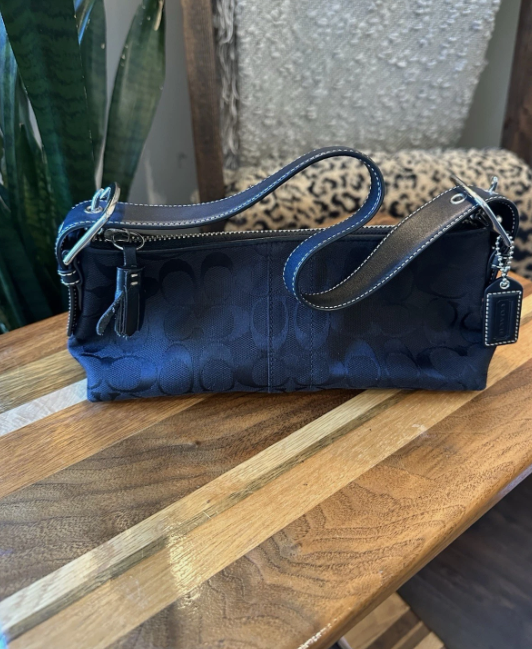 Vintage COACH 6371 Baguette Hampton Semi Demi Shoulder Bag -Black Canvas