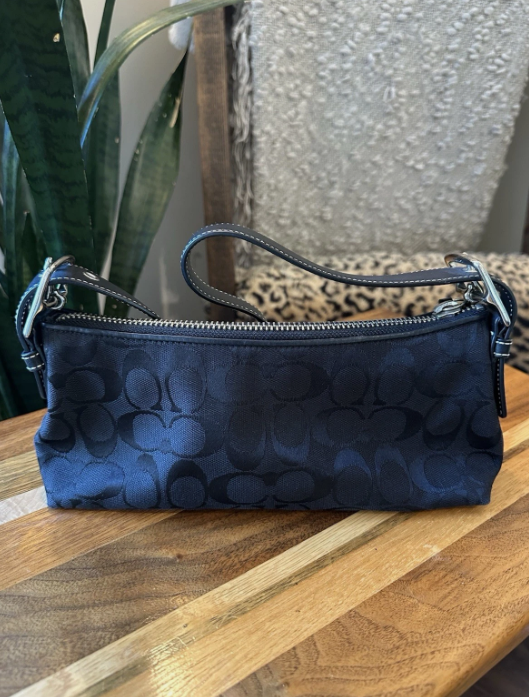 Vintage COACH 6371 Baguette Hampton Semi Demi Shoulder Bag -Black Canvas