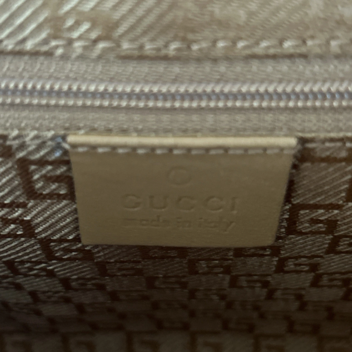 Gucci Tom Ford PINK SUEDE Tiger Charm Shoulder Clutch Bag