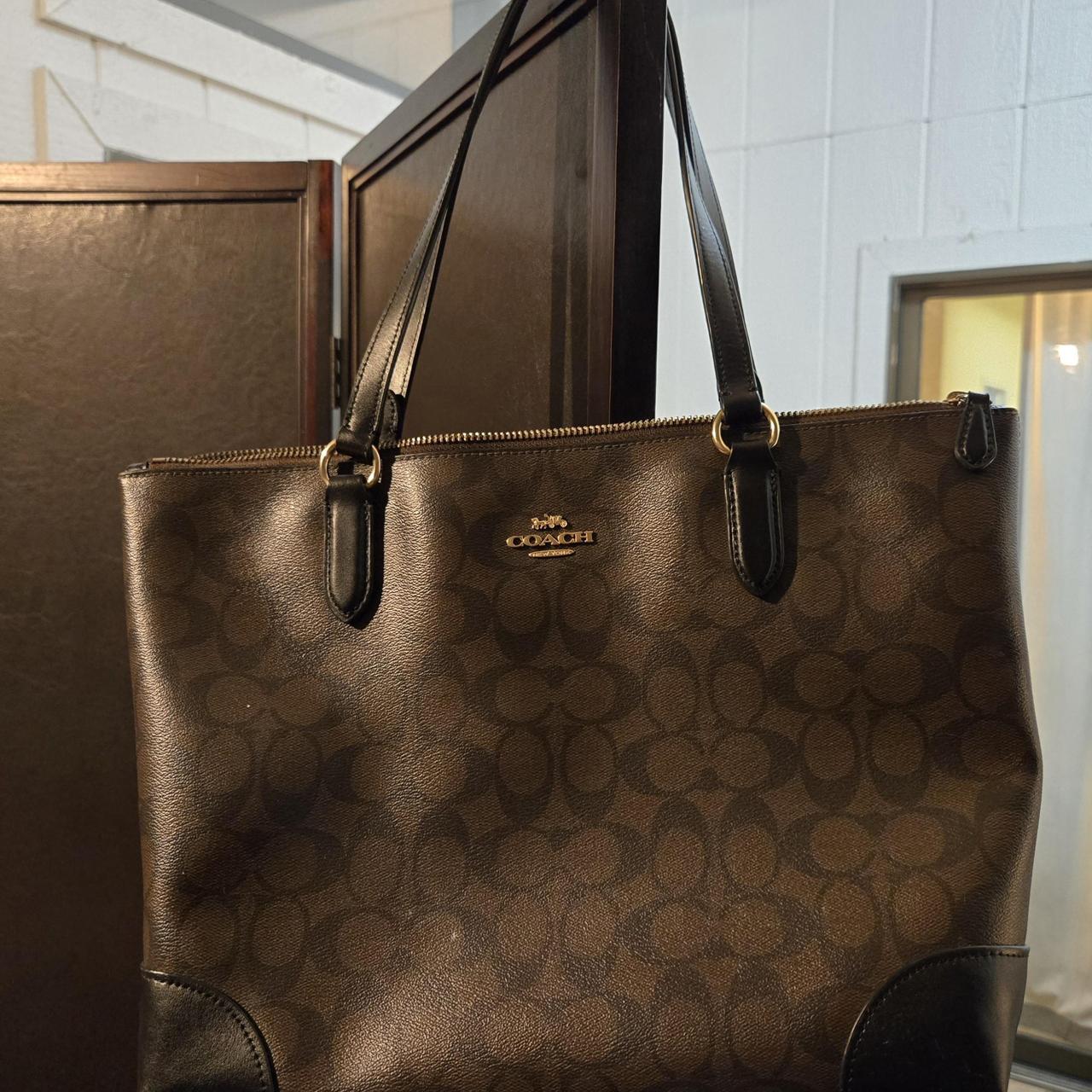 Coach Bag 64